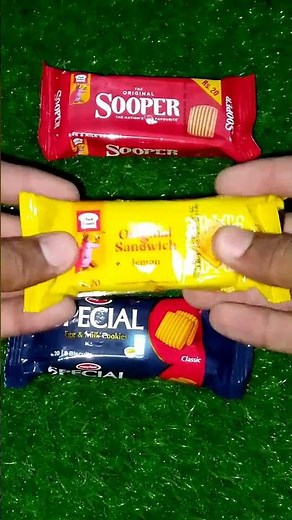 “Classic Snack Time: Assorted Biscuits Collection 🍪 AK ASMAR
