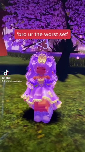 repost of my most viral vid #foryoupage #fyp #royalehigh #roblox #rh #royalehighset #royalerebel #rr