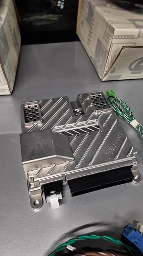 الاصلي للاصلي W205 Burmester Sound system programming 👌🏽 | Pateir Mourad / باتير مراد