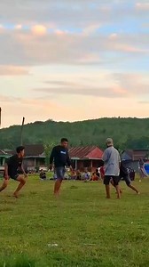 Permainan anak laki-laki Bugis #fypviral #pelestaribudaya #Bugisviral | Joi Joi