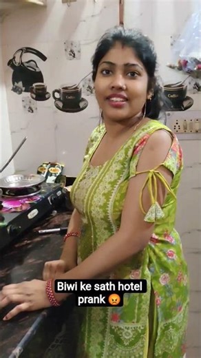biwi ke sath hotel prank 😡😡 #trending#funny #viral#shorts