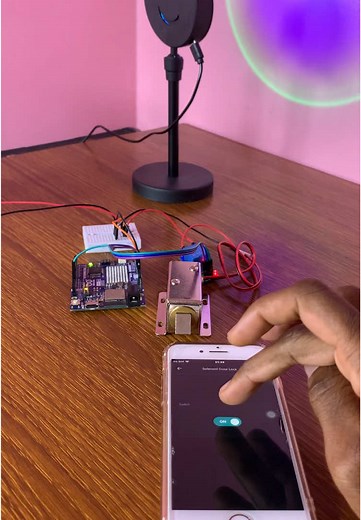 Smart Solenoid Door Lock with Arduino IoT Cloud