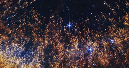 The Helix Nebula in Aquarius | James Webb Space Telescope