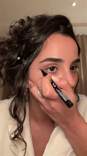 Eyeliner Tutorial: So gelingt der perfekte Wing!