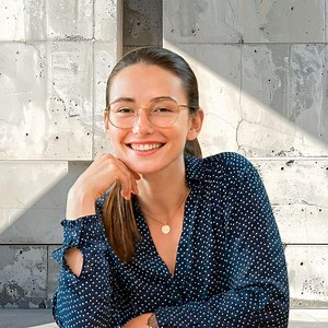 Professional 4K Zoom Background | Minimalist Concrete Wall | Geometric Sunlight Shadows | Modern Industrial Backdrop for Tech & Architects - Etsy Canada