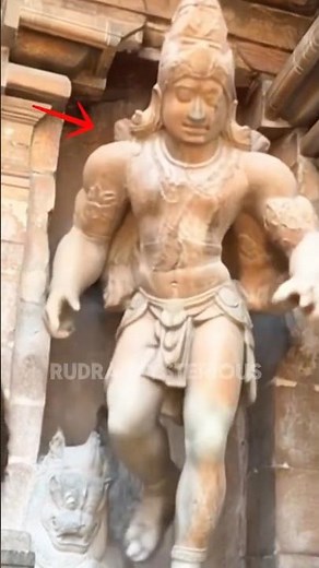 The Giant Guardian of the Temple! 😳🤯 #history #ancient #mysterytemple