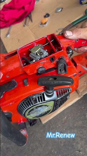 Carburetor adjustment for the Shindaiwa 350 chainsaw.
