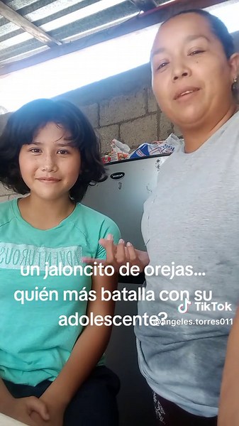 Reacción de adolescentes al jaloncito de orejas: ¿quién más batalla?