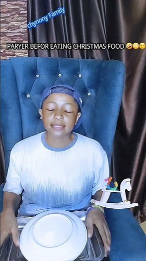 prayer before eating Christmas food 🤣😏🙄
