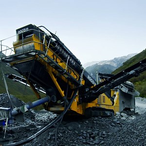 136K views · 419 reactions | "A crew is only as good as their mechanic." And always order extra parts. #GoldRush: Dave Turin's Lost Mine Friday at 9P on Discovery and discovery+ after the season finale of Parker's Trail. | Discovery | Facebook