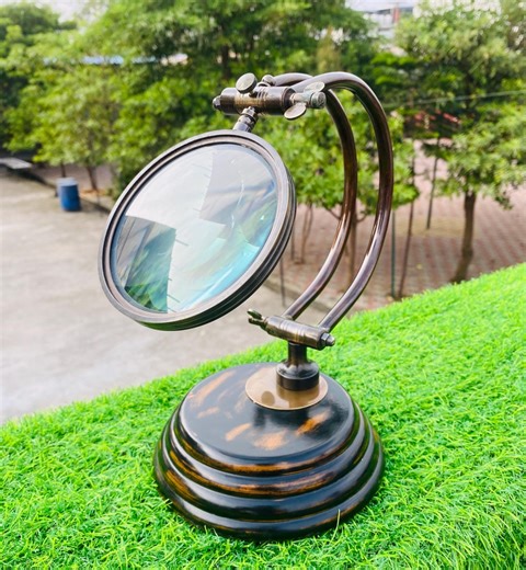 Antique Brass Adjustable Magnifying Glass With Wooden Base: 5X Magnification | Desk Decor | Christmas Gift - Etsy