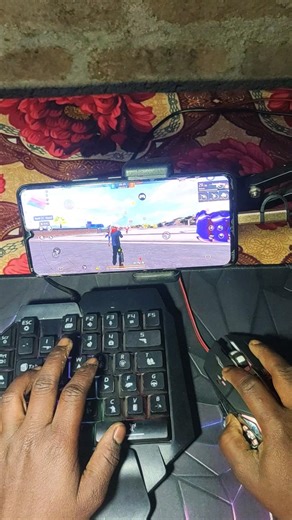 Free Fire Gaming keyboard mouse🖱️⌨️📲 Gameplay #mixpro #geekgamer #shorts #shortsviral #youtubeshorts