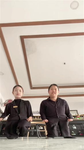 Enjoying Good Vibes at Berry Lounge and Bar