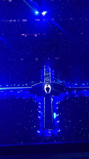 The Weeknd - Less Than Zero (Live)