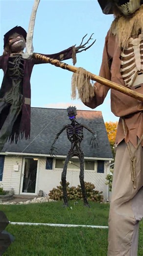 How to stake your Lowes/Halloweencostumes.com 12ft Scarecrow halloween animatronic
