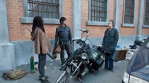 Watch The Walking Dead Season 3 Episode 16 - Welcome to the Tombs