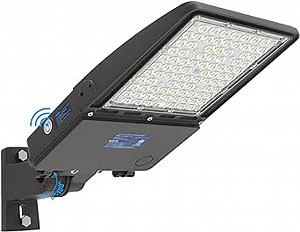 AKK 200W LED Parking Lot Light, 28,000LM with Dusk to Dawn Photocell. IP65 Waterproof, 5000K Daylight, Adjustable Arm Mount for Commercial & Large Areas. Saves 80% Energy, Long Lifespan, ETL Listed
