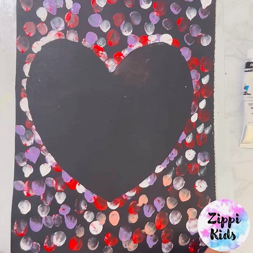 Valentines Day Fingerprint craft for preschool and kindergarten 💓❤️💓…Check out more fun Valentines day activities here https://www.zippikids.com/blog/Easy-Valentine-Day-Crafts-and-Activities-for-Preschool | Zippi Kids Corner