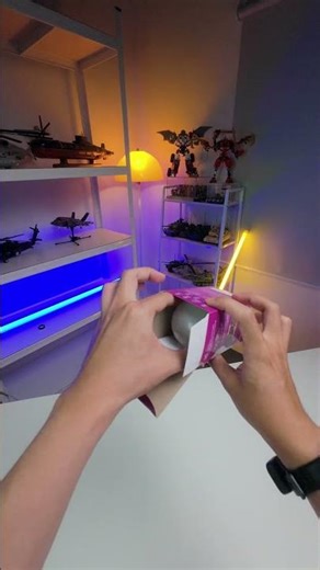 Philips LED Bulb A60 unboxing ASMR