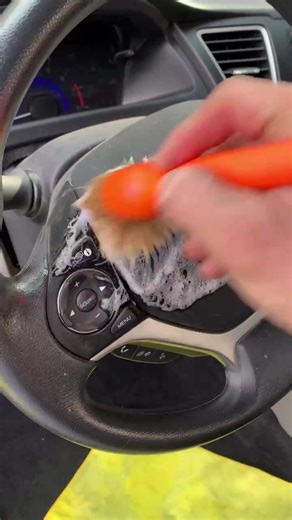 Full Interior Detailing: Tips and Techniques for a Spotless Car Interior