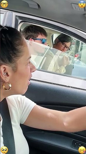Car windows prank #funny #funnyprank #car #carwindow #funyprank