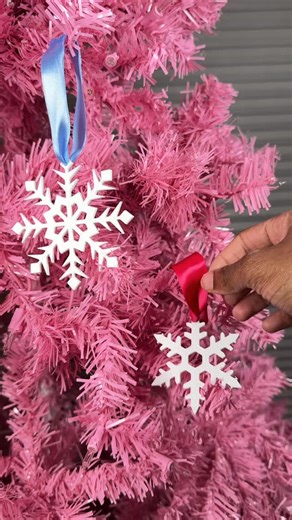 Washington DC MUA on Instagram: "Doing some quick final touches for Christmas and making my own Christmas ornaments from scratch using the Hunyuan 3D Generator! It’s open to global 3D printing lovers. Try your hand at making your own! #christmasdecor #3dmodeling #3dartHolidayHYpe #TencentHY"