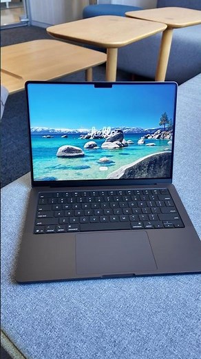 Unboxing Apple’s 14-Inch M5 MacBook Pro with the Nano-Texture Display 💻