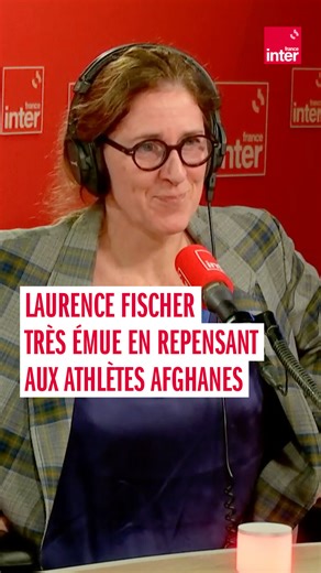 Laurence Fischer, très émue au micro de Daphné Bürki, en se souvenant des jeunes athlètes afghanes qu’elle a rencontrées. (Merci à Charline Vanhoenacker pour le réconfort de son déguisement panda !) Pour en savoir plus, écoutez Nouvelles Têtes par Daphné Bürki ➡️ https://l.franceinter.fr/Vsh | France Inter