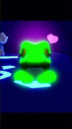 Come with me to make two neon tree frogs!! #adoptme #adoptmeroblox #neonmaking #roblox #treefrogs