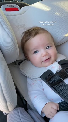 Britax Advocate ClickTight Convertible Car Seat - Easy Installation & Safety Features