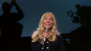 483K views · 13K reactions | Barbara Fairchild - Teddy Bear Song For great Country Music 24 hours a day tune in to: KelticCountry.com Sponsor: GaelicArt.com | Keltic Country Radio | Facebook