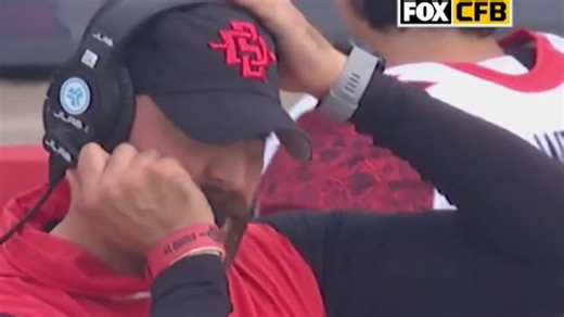 Fans spot SDSU head coach's 'wild' hat tan line as Fox Sports call him out