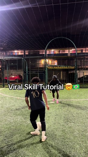 Mastering Viral Football Skills: A Complete Tutorial