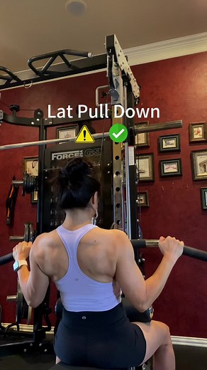 Lat Pull Down Tips for Effective Back Workouts