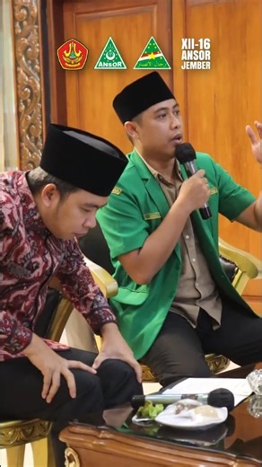 ANSOR JEMBER on Instagram: "Silaturahmi dengan Bupati Kabupaten Jember Gus Muhammad Fawait, S.E., M.Sc dalam rangka memperkenalkan kepengurusan baru dan menyampaikan program kerja PC GP Ansor Jember masa khidmat 2025-2029 yang salah satunya berfokus untuk menyokong peningkatan Key Performance Indicator (KPI) Kabupaten Jember seperti peningkatan indeks pembangunan manusia, pertumbuhan ekonomi, angka kemiskinan, ketertiban umum, penanggulangan bencana dan kualitas lingkungan hidup. GP Ansor mempun