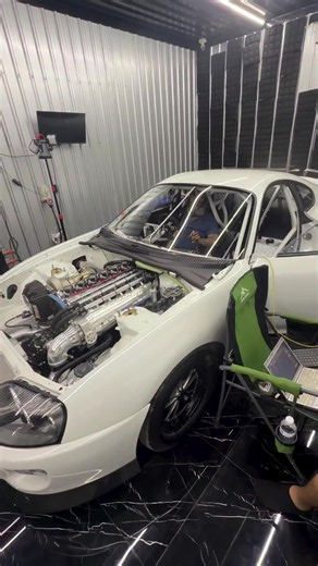 รถ Supra โมดิฟาย 2167hp: คลิปพอก่อนครัชลื่น จบที่ 2167hp