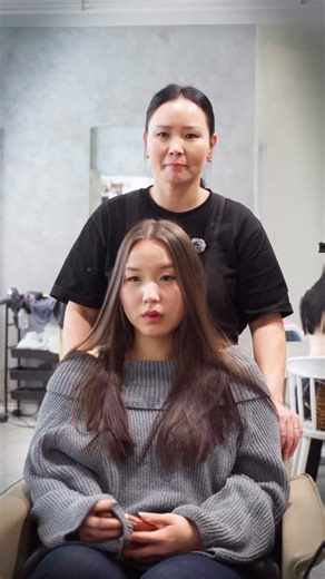 S Queen Salon on Instagram: "❄️ “Хүйтэн хими” гэж юу вэ? Хүйтэн хими (Cold perm) гэдэг нь: ✔ Дулаан аппарат ашиглахгүй ✔ Илүү зөөлөн найрлагатай ✔ Үсийг бага гэмтээдэг ✔ Байгалийн мэт, сул долгион гаргадаг 👉 Орчин үед хамгийн их сонгогддог, тренд perm юм. ⸻ ✨ Хэнд хүйтэн хими тохирох вэ? • Байгалийн мэт буржгар хүсдэг • Үсээ өдөр бүр янзлах дургүй • “Messy / Korean / French curl” стильд дуртай хүмүүст 👍 . . ❄️ What is “Cold Perm”? Cold perm is a type of perm that: ✔ Does not use heat or hot ma