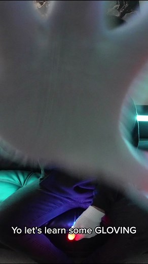 Mastering the Gloving Move 'Creatures' - Hand Dance Tutorial