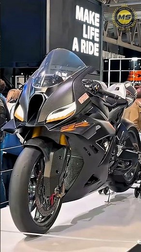 What are the differences between Japanese and European big bikes? #motorcycle