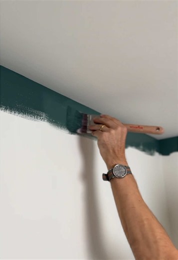 Clean Cutting-In Technique for Sharp Paint Lines