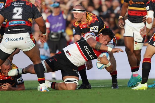 Crusaders surge delivers comeback victory over fast-starting Chiefs