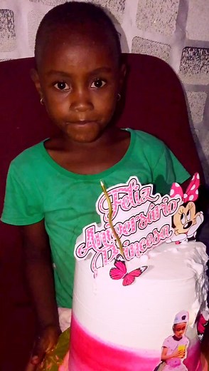 Minnie Mouse Birthday Cake Celebration