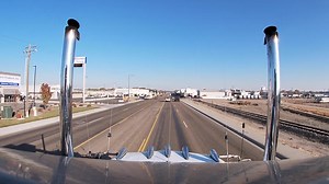 Straight piped Peterbilt rollin coal and Jake braking | U.S.A Truck Enthusiasts