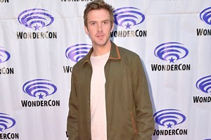 Dan Stevens needed a 'modesty pouch' for I'm Your Man sex scene