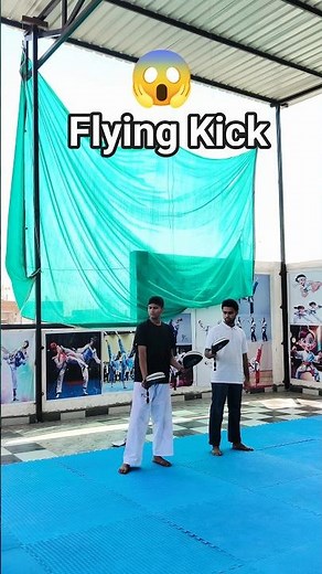 Flying Kick tutorial #taekwondo #ufc #karate #mma #fighter #kick #kickboxing #tkd