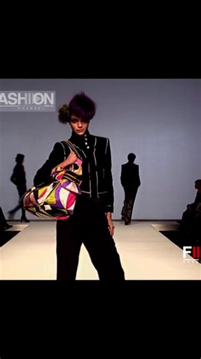 Maria Carla Boscono: Emilio Pucci Spring/Summer 2004