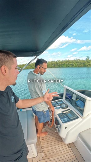 How REAL captains anchor a $1,000,000 yacht ⚓💰 Anyone can drop an anchor. Very few know how to do it right. This is how you anchor a 72ft yacht without drifting, dragging, or damaging expensive gear. If you want to run million-dollar boats like a pro, comment “CAPTAIN” ⬇️ One mistake out here costs more than your car 🌊 ⸻ #yachtlife #captainlife #boatingtips #luxurylifestyle #learnontiktok