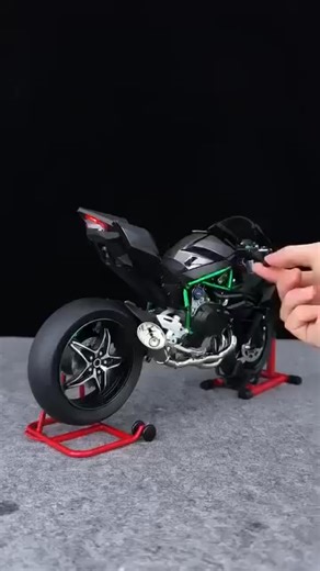 🏍️💨 Rev Up Your Collection with This 1:6 Die-Cast Motorcycle Masterpiece! 😎 Calling all motorcycle lovers—this isn’t just a toy, it’s a 1:6 Die-Cast Alloy Motorcycle Model that' ll fuel your passion for two-wheelers! 🤩 Catch it before it disappears https://www.trendyevibes.com/products/motorcycle-model | Convenience Of Life