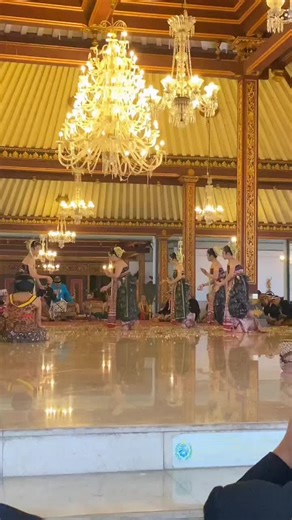 Tari Bedhaya Ketawang: Keagungan Tari Keraton Surakarta