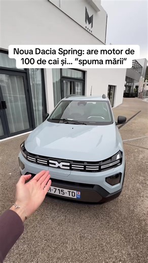 Noua Dacia Spring are acum motoare mai puternice: 70 și 100 de cai putere. Plus o tentă de spumă a mării. Descoperiți voi în clip. #dacia #daciaspring